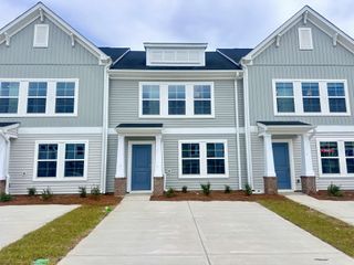 New construction Single-Family house 3061 Harborview Dr, Columbia, SC 29229 plan Laurens - image