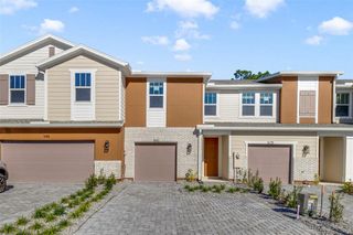 New construction Townhouse house 1682 Greenleaf Woods Cv, Oviedo, FL 32765 - image