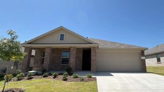 New construction Single-Family house 829 Round Robin Ln, Fort Worth, TX 76131 plan BELLVUE - image