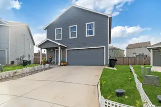 New construction Single-Family house 6910 Stellar Cv, San Antonio, TX 78252 plan Ridley - image
