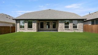 New construction Single-Family house 1527 Bridlepath Trl, Forney, TX 75126 plan Cypress II - image