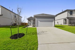 New construction Single-Family house 14738 Clay Ridge Run, San Antonio, TX 78253 plan The Estero - image