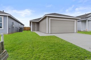 New construction house 12811 Kathleen St, St. Hedwig, TX 78152 plan Hoffman - image