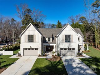 New construction Townhouse house 103 Wonderwood Drive, Charlotte, NC 28211 - photo