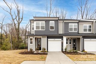 New construction Townhouse house 6001 Longar Ln, Charlotte, NC 28269 - image