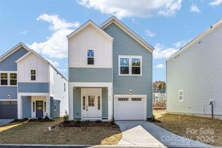 New construction Single-Family house 432 Kingsway Circle, Charlotte, NC 28214 - photo