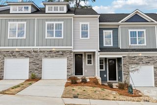 New construction Townhouse house 2517 Ruby Dixon Crossing Dr, Unit 22, Gastonia, NC 28056 - image
