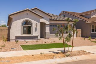 New construction Single-Family house 15642 W Georgia Dr, Surprise, AZ 85379 plan Lassen - image