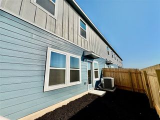 New construction house 12807 Village Spun Plz, Buda, TX 78610 plan The Mayfield (170) - image