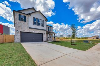New construction Single-Family house 18005 Bridled Stallion Dr, Manor, TX 78653 - image