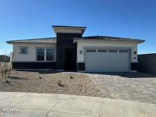 New construction Single-Family house 10218 S 21St Dr, Phoenix, AZ 85041 plan Crescent - image