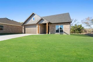 New construction Single-Family house 304 Kelcey Ct, Trenton, TX 75490 - image