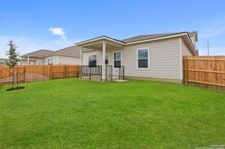 New construction Single-Family house 975 Manger Ln, New Braunfels, TX 78130 plan Forest View - image