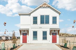 New construction Multi-Family house 7127 Magnolia Pass, San Antonio, TX 78252 - image