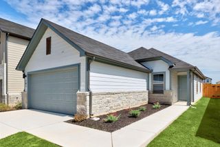 New construction  house 281 Bendecido Lp, Elgin, TX 78621 plan Pine | Trinity Ranch - image