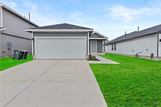 New construction Single-Family house 371 Low Pasture Trl, Maxwell, TX 78656 plan The Emma - image