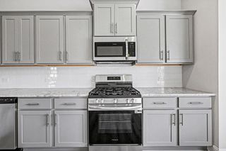 New construction Single-Family house 14 Keystone Ct, Angleton, TX 77515 plan 2316 - image