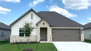 New construction Single-Family house 129 Little Green Trl, Jarrell, TX 76537 plan Texas Cali - image