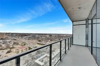 New construction Condo house 610 Davis St, Unit 1811, Austin, TX 78701 - image