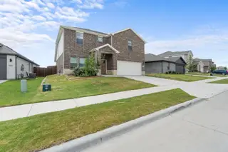 New construction  house 10529 Tuxinaw Trl, Fort Worth, TX 76179 plan The McKinnon - image
