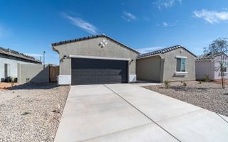 New construction Single-Family house 18783 N Avelino Dr, Maricopa, AZ 85138 plan Mesa - image