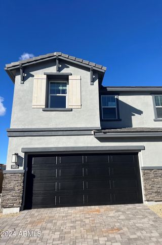 New construction Townhouse house 5812 E Rose Garden Lane, Phoenix, AZ 85054 - photo