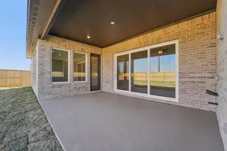 New construction Single-Family house 5203 Deer Valley Ct, Manvel, TX 77578 plan 6010 Elevation C - image