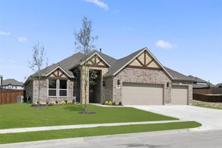 New construction Single-Family house 928 Gold Finch Ln, Forney, TX 75126 plan Woodford 2F - image