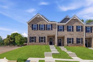 New construction Townhouse house 3643 Parkway James Dr, Snellville, GA 30039 - image