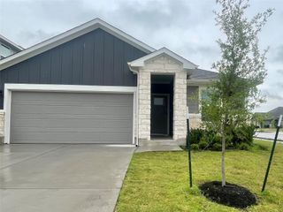New construction Single-Family house 137 Holmby Dr, Hutto, TX 78634 plan The Callaghan (830) - image
