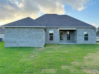 New construction Single-Family house 317 Dove Ct, Bridge City, TX 77611 plan Roses V G - image