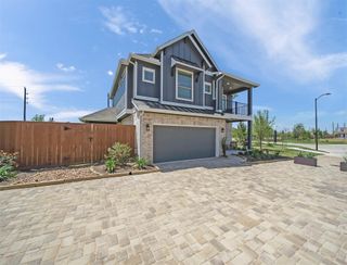 New construction Single-Family house 7639 Meadow Mouse Ln, Katy, TX 77493 plan Springfield – Courtyard Collection - image