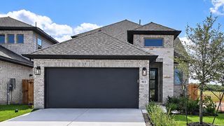 New construction Single-Family house 913 Woodland Lks, New Braunfels, TX 78130 plan 2330W - image