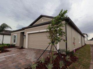 New construction Single-Family house 3129 Autumn Rock Dr, Zephyrhills, FL 33540 plan Miranda - image