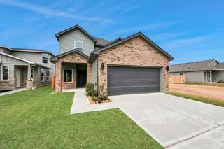 New construction house 18745 Loom Dr, Montgomery, TX 77306 plan Holly - image