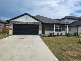 New construction Single-Family house 11807 Serena'S Song Dr, Willis, TX 77318 - image
