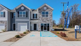 New construction Single-Family house 37 Pleasant Woods Trl, Greenville, SC 29605 plan Newton - image