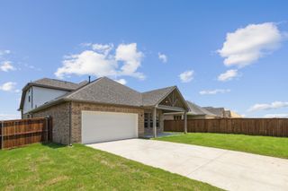 New construction  house 2281 Glacier Dr, Waxahachie, TX 75165 plan Dove - image