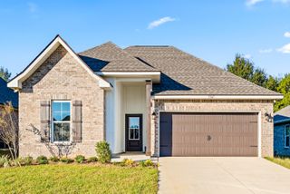 New construction Single-Family house 3147 Camphor Rd, Pensacola, FL 32526 plan Trillium IV H - No Fireplace - image