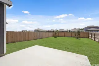 New construction Single-Family house 13620 Helton Pass, St. Hedwig, TX 78152 plan The Lowry - image