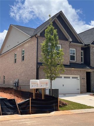 New construction Townhouse house 3140 Marbella Cir, Unit 20, Kennesaw, GA 30152 - image