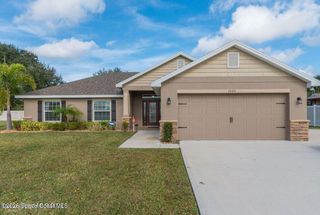 New construction Single-Family house 1809 Hazelton St Nw, Palm Bay, FL 32907 plan 1755 - image