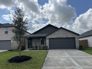 New construction Single-Family house 3615 Atlas Point Ln, Angleton, TX 77515 plan Layton - image