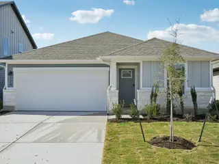 New construction Single-Family house 124 Holmby Dr, Hutto, TX 78634 plan The Briscoe (820) - image