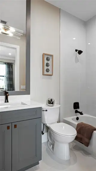 New construction Single-Family house 1761 Point Grace Rd, Tavares, FL 32778 - image