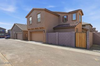 New construction Single-Family house 10038 W Piccadilly Rd, Avondale, AZ 85392 plan CC-RM3 - image