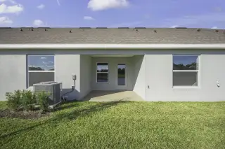 New construction Single-Family house 8626 Govanni Ave, Fort Pierce, FL 34951 plan 1658 Villa - image