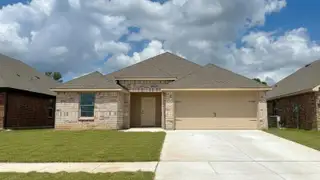 New construction Single-Family house 3300 Charleston Dr, Ennis, TX 75119 plan Denton - image