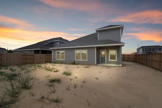 New construction Single-Family house 2425 E Heritage Dr, Dayton, TX 77535 plan Martin - image