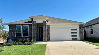 New construction Single-Family house 2513 Goldfinch Dr, Denton, TX 76205 plan LARK - image